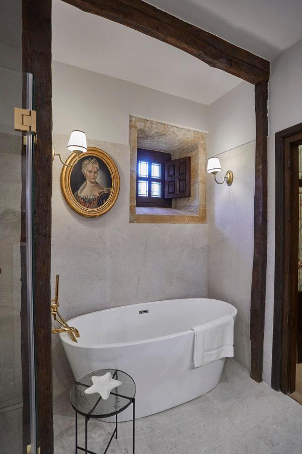 Helguera Palacio Boutique & Antique Vargas Esterno foto